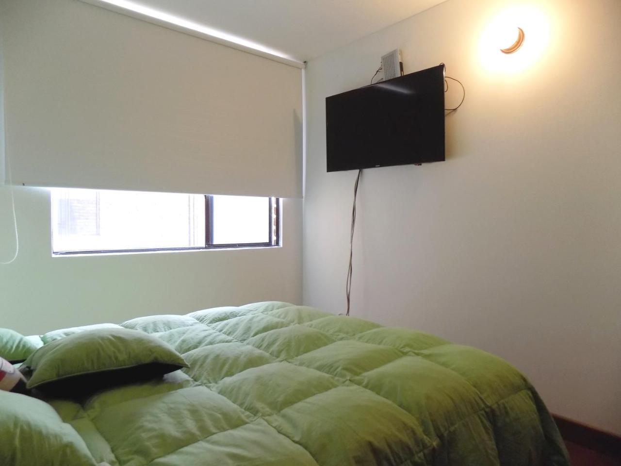 Room And Private Bathroom At Chapinero Alto Bogotá Exterior foto